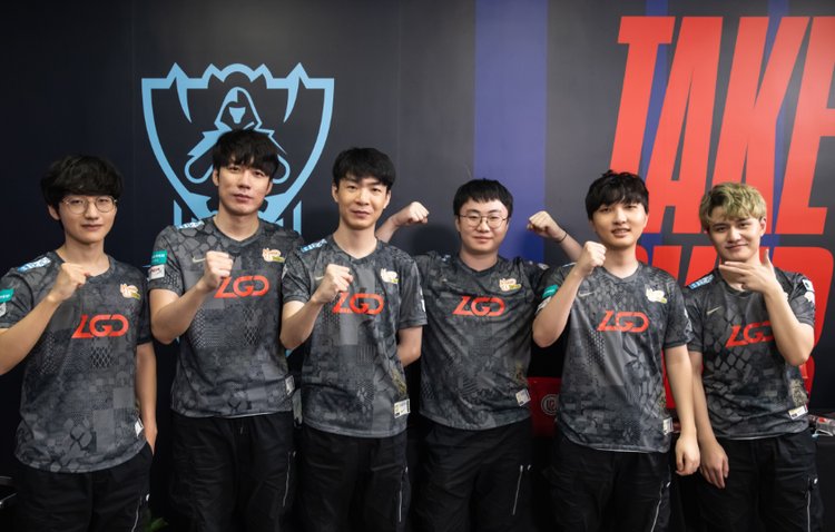 德甲冠军乃 德甲冠军乃